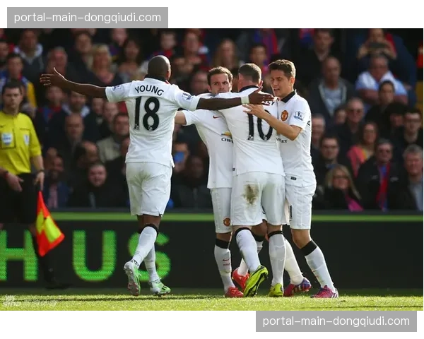 2025年夏窗英超总支出突破30亿英镑，欧冠六队投入达18.2亿欧元